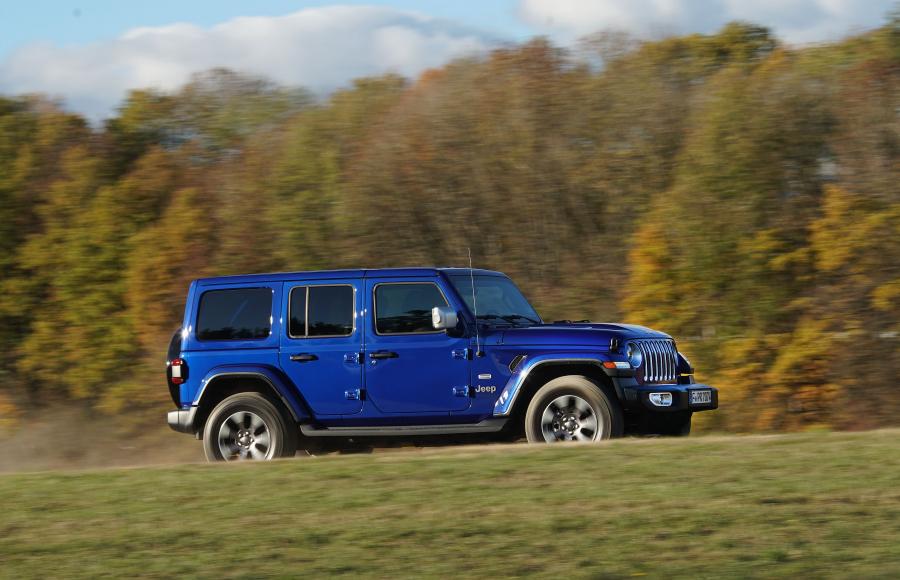  Jeep Wrangler Unlimited Overland (JL) 2018 года  (EU) (фото 2 из 12)